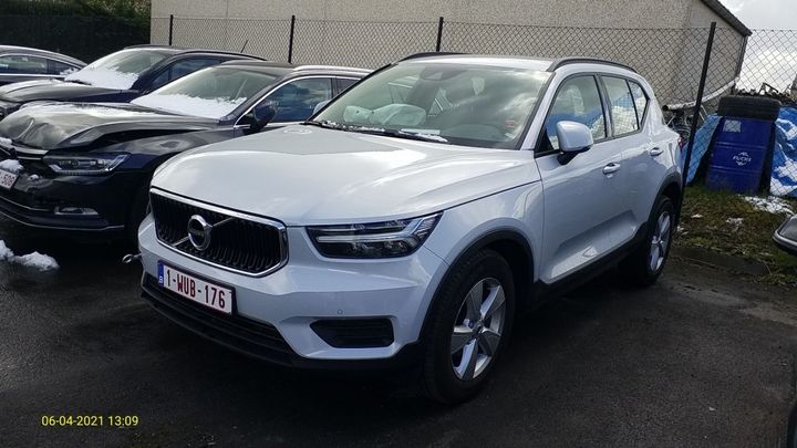 vin: YV1XZ72BDL2225075 2019 Volvo XC40 &#39;17 D3 Geartronic 5d !!Damaged Car !!!, Diesel 150 HP, 5d, Auto 8speed