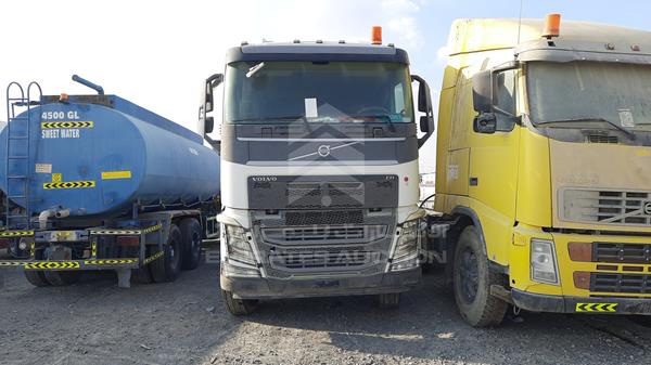 vin: YV2RS02DXEA768173 YV2RS02DXEA768173 2014 volvo fh 440 0 for Sale in UAE