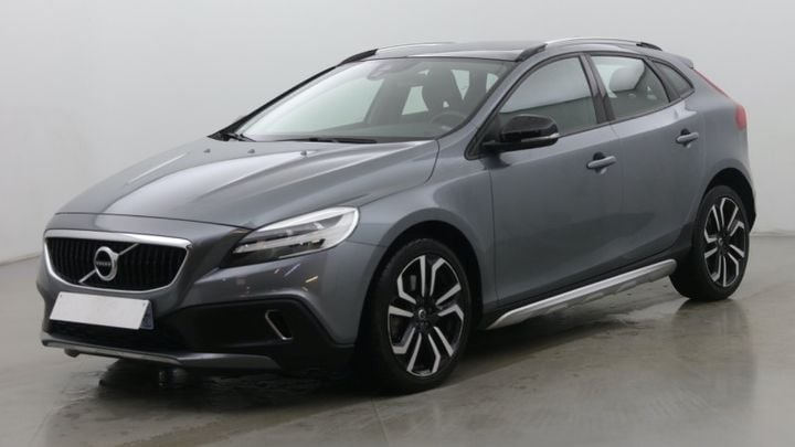vin: YV1MZ70T0K2174393 2018 Volvo V40 Cross Country D2 120ch Géartronic Oversta Edition Other, Diesel 88 kW, 5d, Auto 6spe