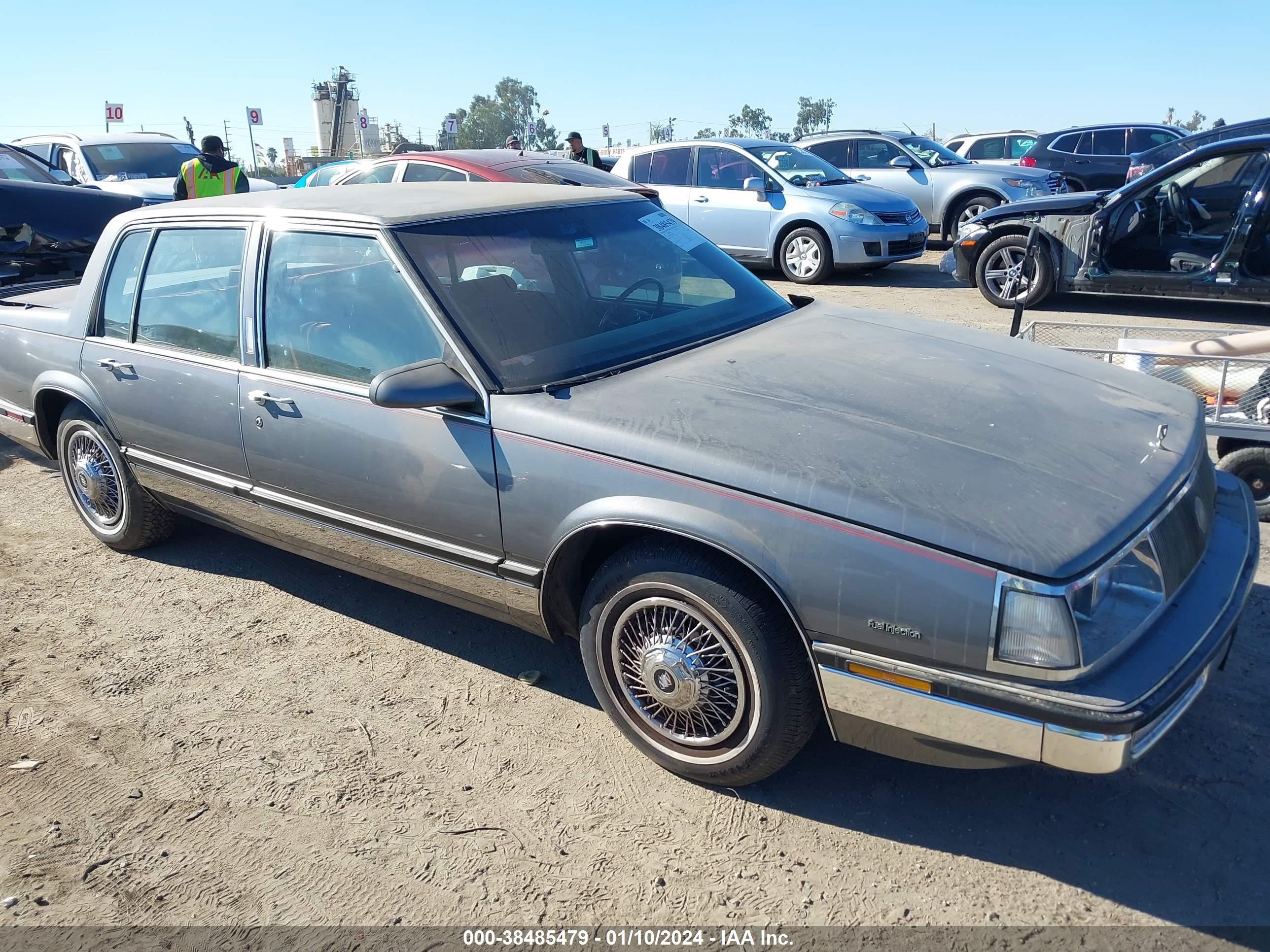 vin: 1G4CW6933F1469108 1G4CW6933F1469108 1985 buick electra 3800 for Sale in 91605, 7245 Laurel Canyon Blvd, Los Angeles, USA