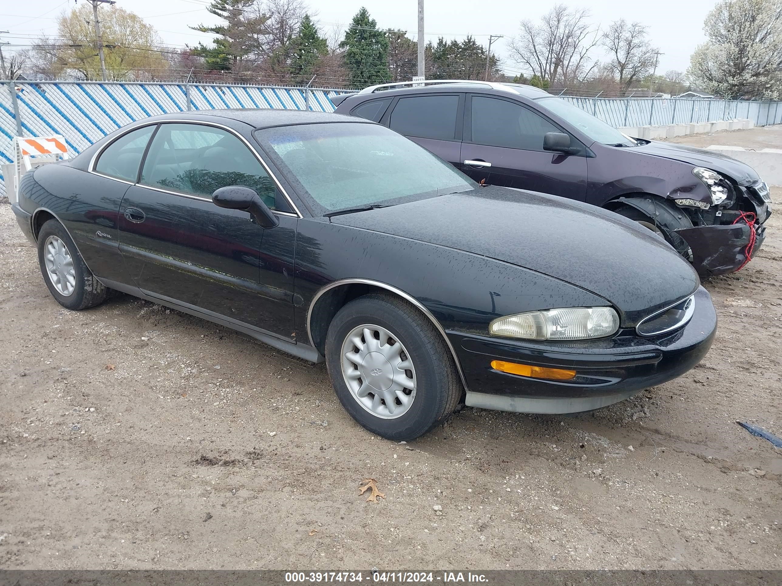 vin: 1G4GD2215S4709759 1G4GD2215S4709759 1995 buick riviera 3800 for Sale in 60428, 16425 Crawford Ave, Markham, Illinois, USA