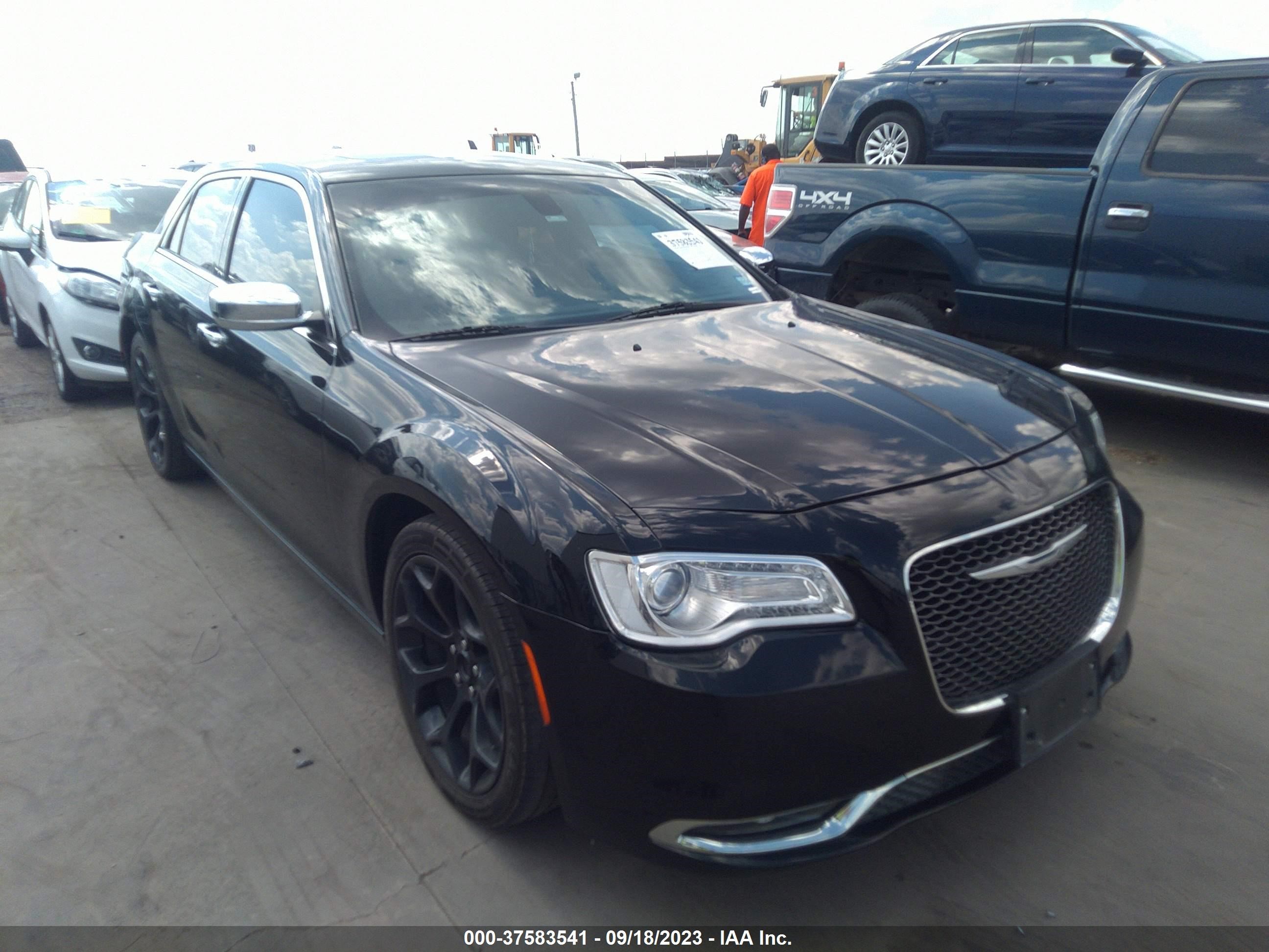 vin: 2C3CCAEGXGH190013 2C3CCAEGXGH190013 2016 chrysler 300 3600 for Sale in 78616, 2191 Highway 21 West, Dale, Texas, USA