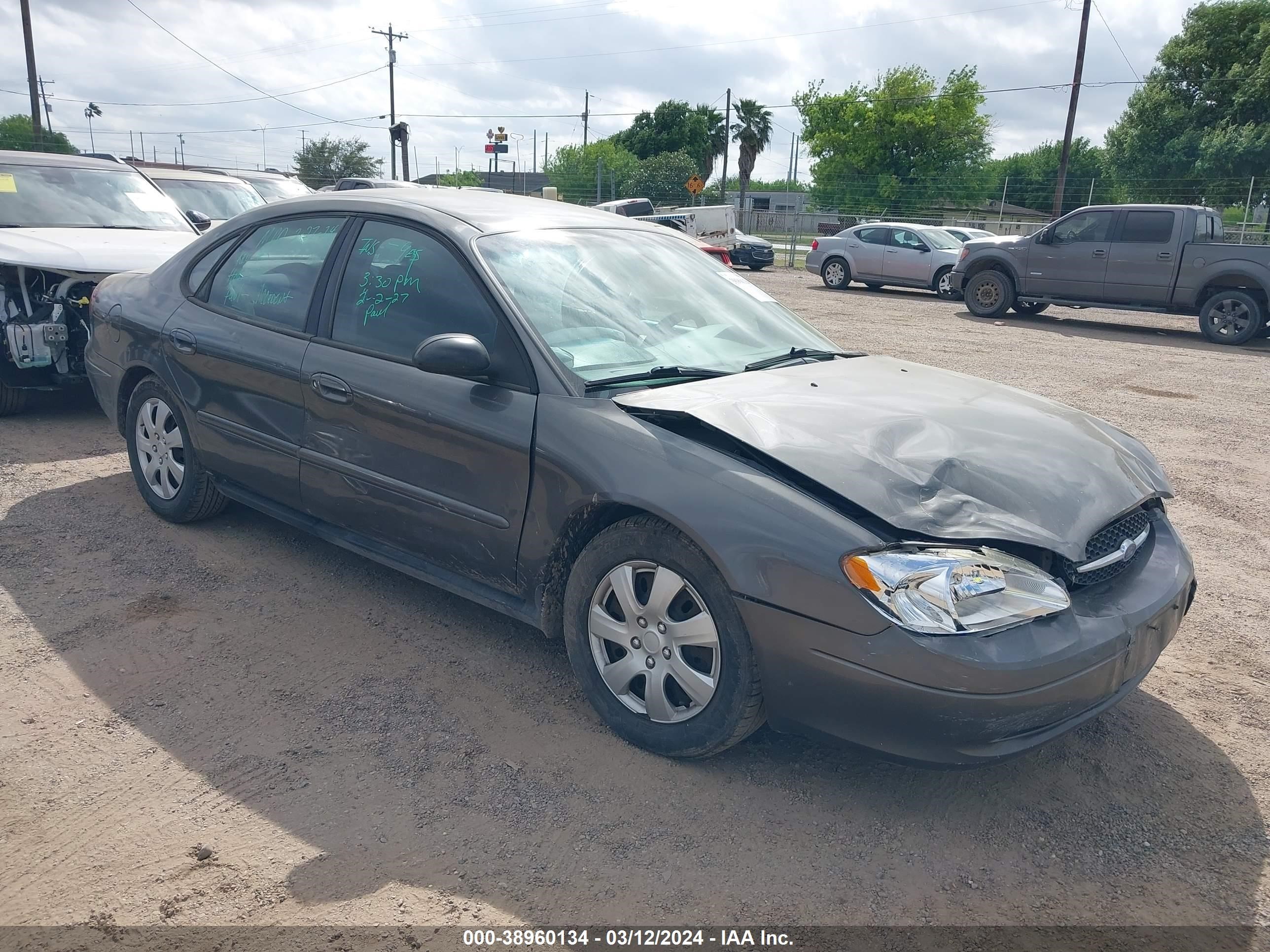vin: 1FAFP52U03A120520 1FAFP52U03A120520 2003 ford taurus 3000 for Sale in 78537, 900 N Hutto Road, Donna, Texas, USA
