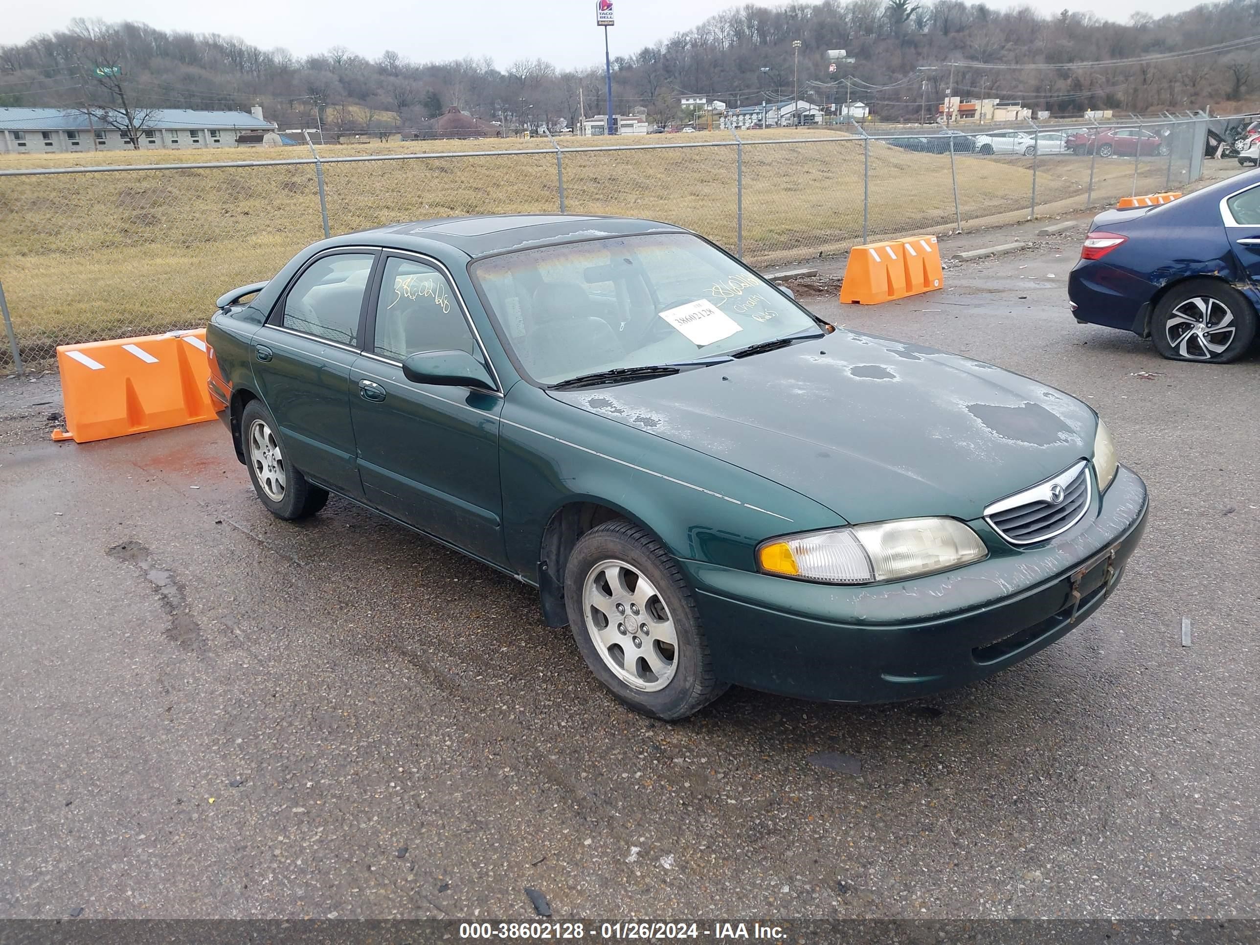 vin: 1YVGF22D7W5696712 1YVGF22D7W5696712 1998 mazda 626 2500 for Sale in 62232, 2436 Old Country Inn Dr, Caseyville, Illinois, USA