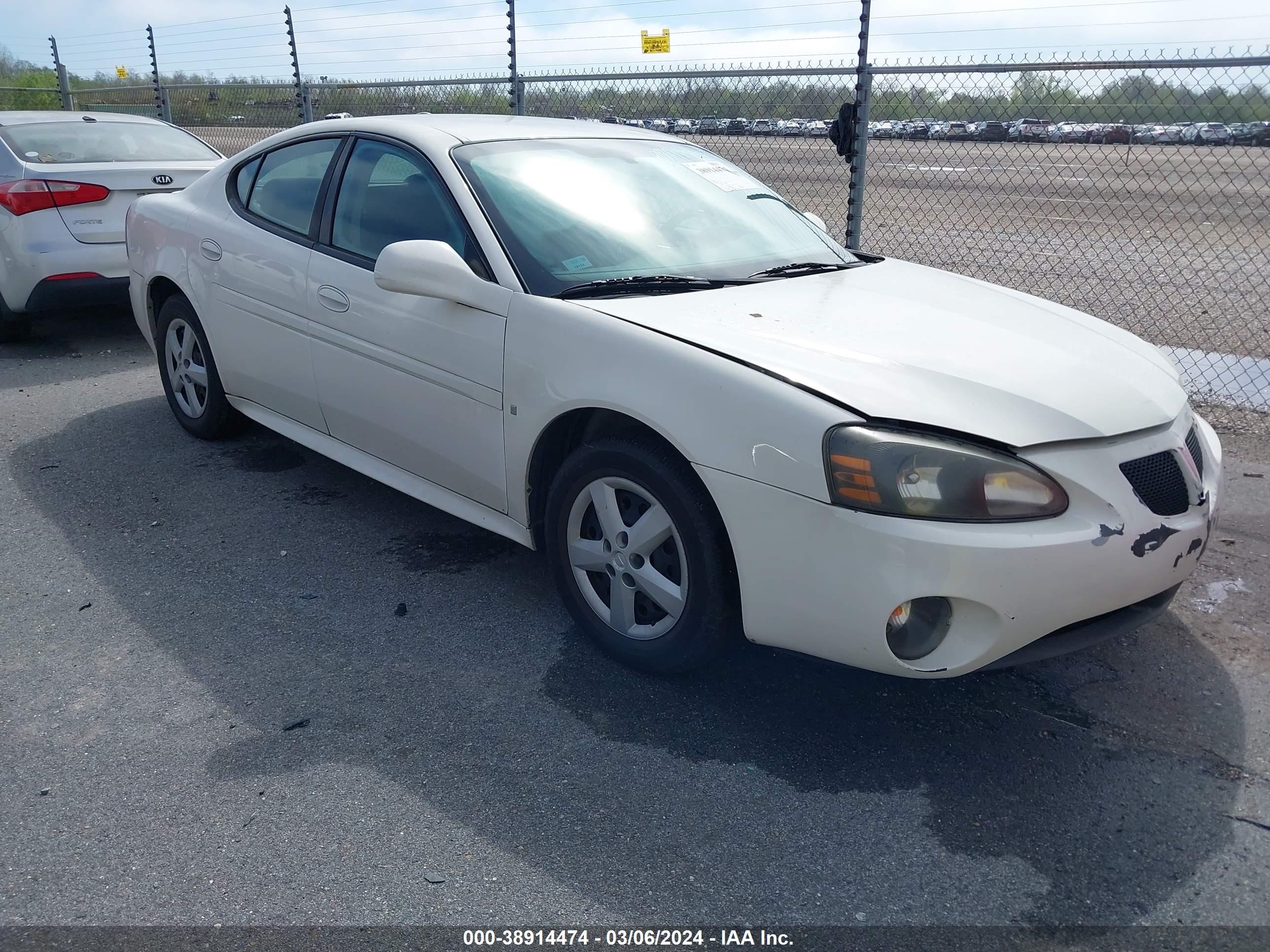 vin: 2G2WP552581132589 2G2WP552581132589 2008 pontiac grand prix 3800 for Sale in 70126, 6600 Almonaster Ave, New Orleans, Louisiana, USA