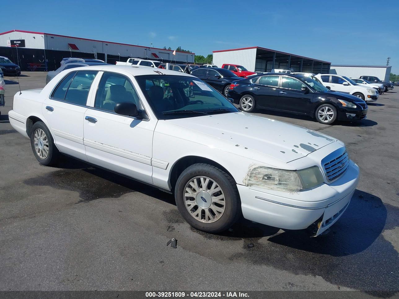 vin: 2FAFP74W55X155509 2FAFP74W55X155509 2005 ford crown victoria 4600 for Sale in 29073, 424 Two Notch Road, Lexington, South Carolina, USA