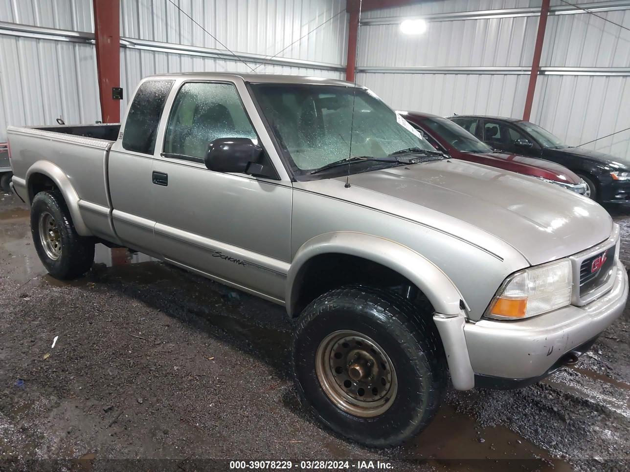 vin: 1GTCT19W5X8501009 1GTCT19W5X8501009 1999 gmc sonoma 4300 for Sale in 23693, 211 Production Dr, Yorktown, Virginia, USA