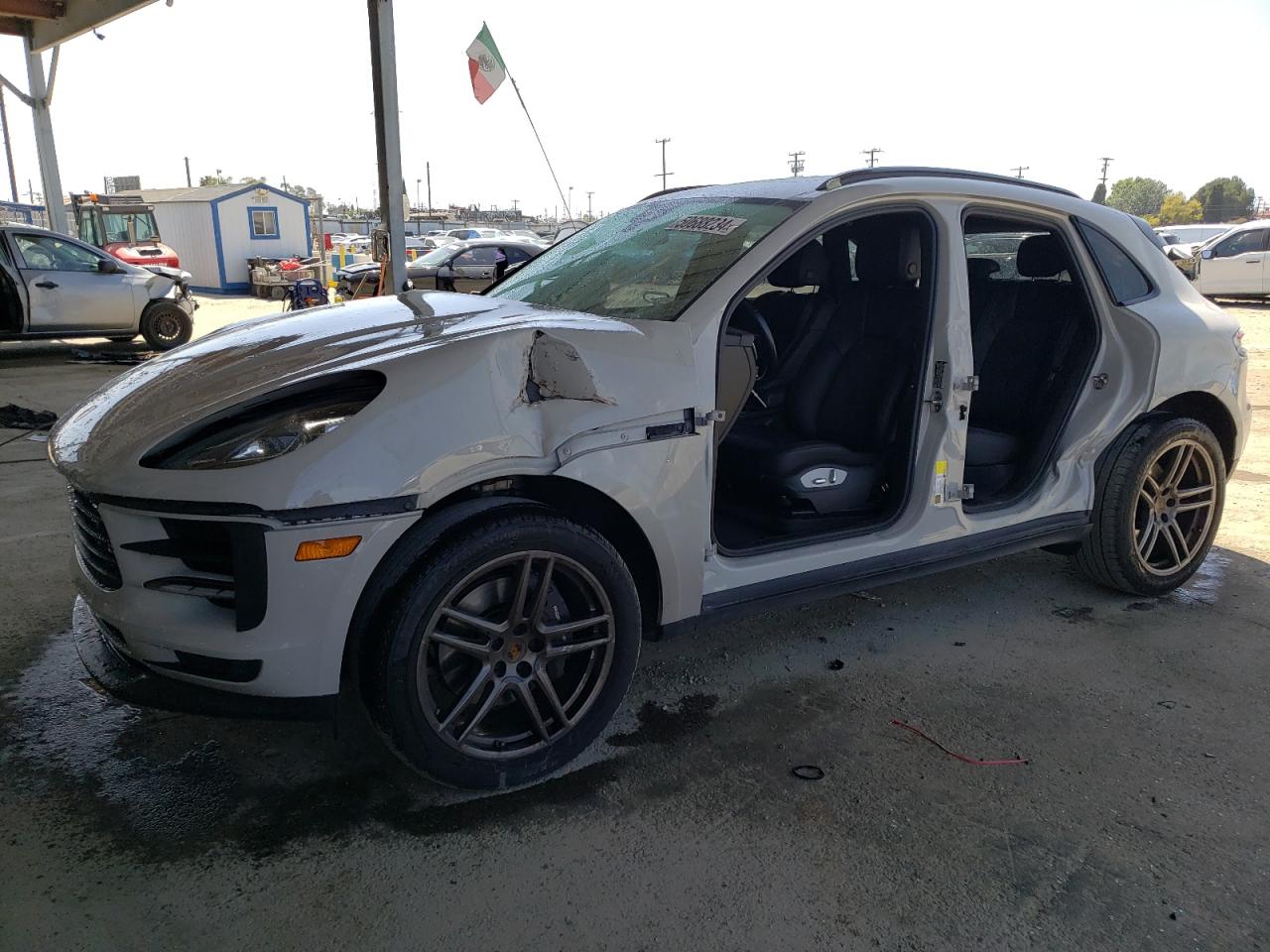 vin: WP1AA2A59MLB13696 WP1AA2A59MLB13696 2021 porsche macan 2000 for Sale in 90001 4111, Ca - Los Angeles, Los Angeles, California, USA