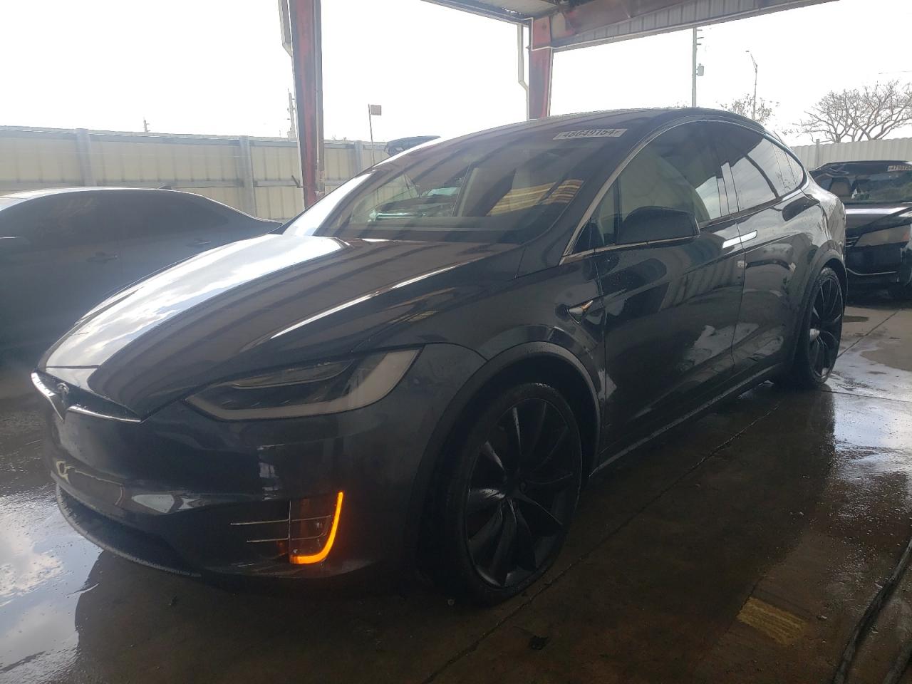 vin: 5YJXCDE27JF127466 5YJXCDE27JF127466 2018 tesla model x 0 for Sale in 33032 3801, Fl - Miami South, Homestead, Florida, USA