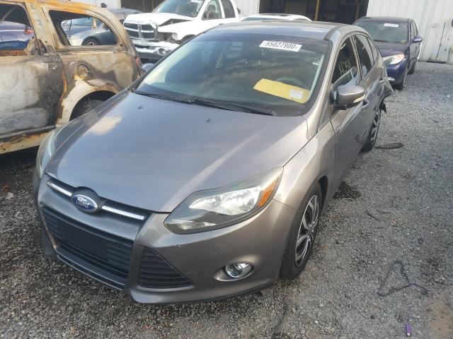 VIN: 1FAHP3F2XCL172585 FORD FOCUS SE 2012