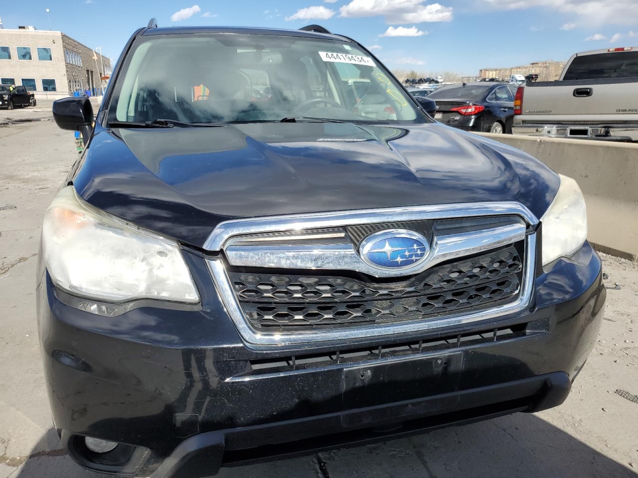 VIN: JF2SJAHC1FH466641 SUBARU FORESTER 2015